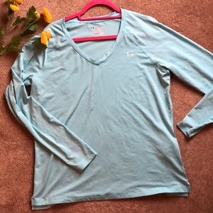Baby blue underarmour long sleeve t shirt
